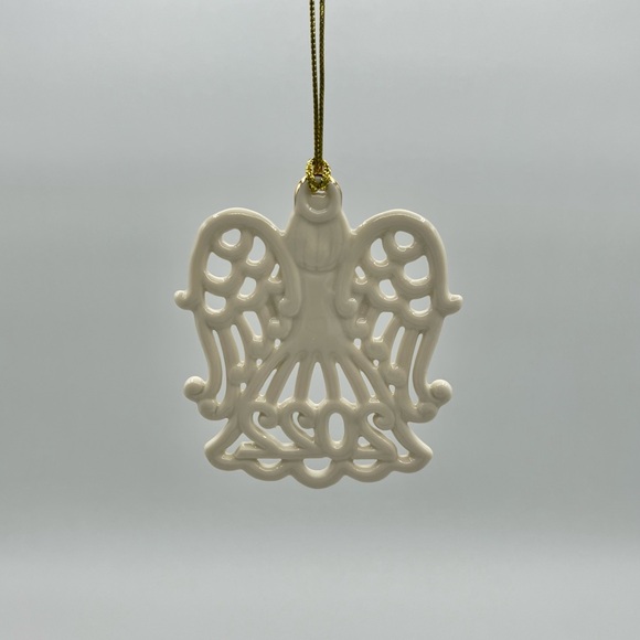 NEW Lenox Pierced Angel 2022 Porcelain Ornament Annual Christmas Holiday 4” - Picture 3 of 4